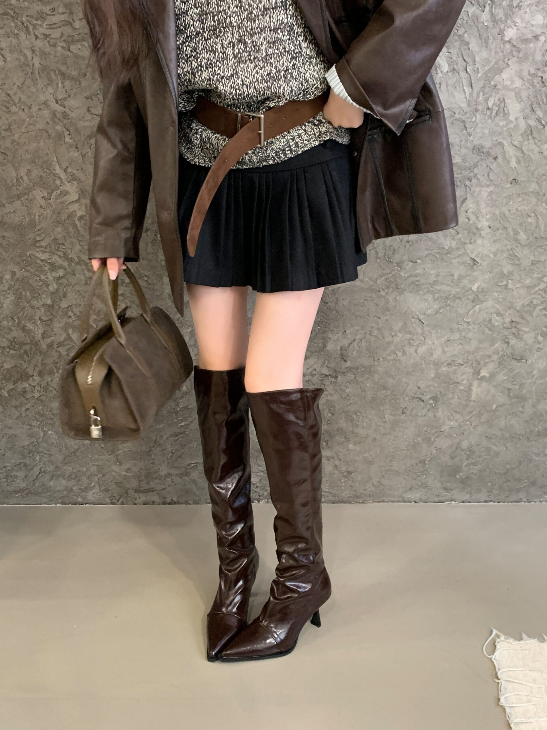 2025-new-fall-winter-pleated-design-black-leather-long-boots-women-soft-leather-slim-knight-tall-boots_1 2025 New Fall Winter Pleated Design Black Leather Long Boots Women Soft Leather Slim Knight Tall Boots