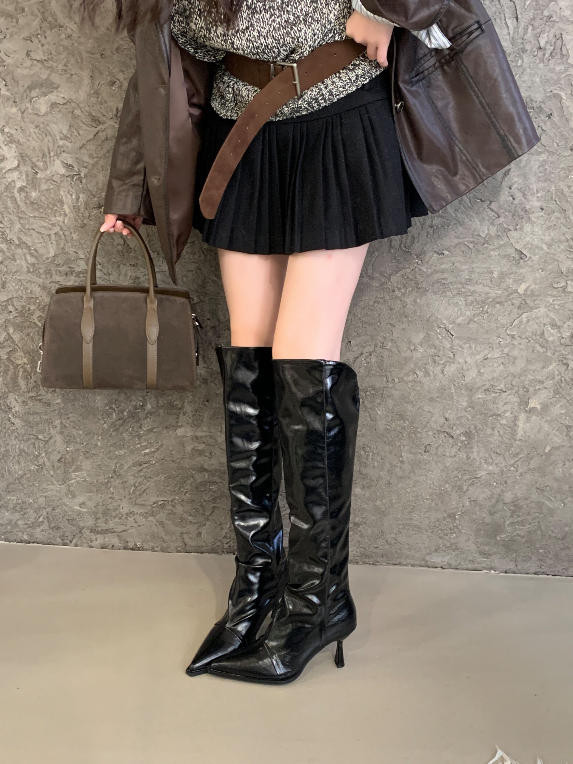 2025-new-fall-winter-pleated-design-black-leather-long-boots-women-soft-leather-slim-knight-tall-boots_2 2025 New Fall Winter Pleated Design Black Leather Long Boots Women Soft Leather Slim Knight Tall Boots