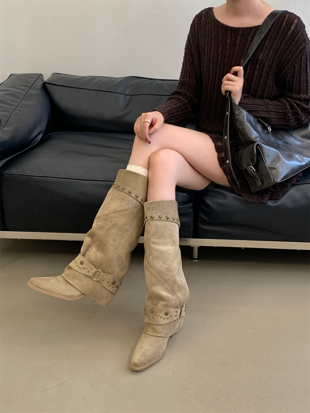 2025 New Knight Boots Women Brown Pointed Toe Long Boots Chunky Heel High Tube Retro Suede Trousers Boots