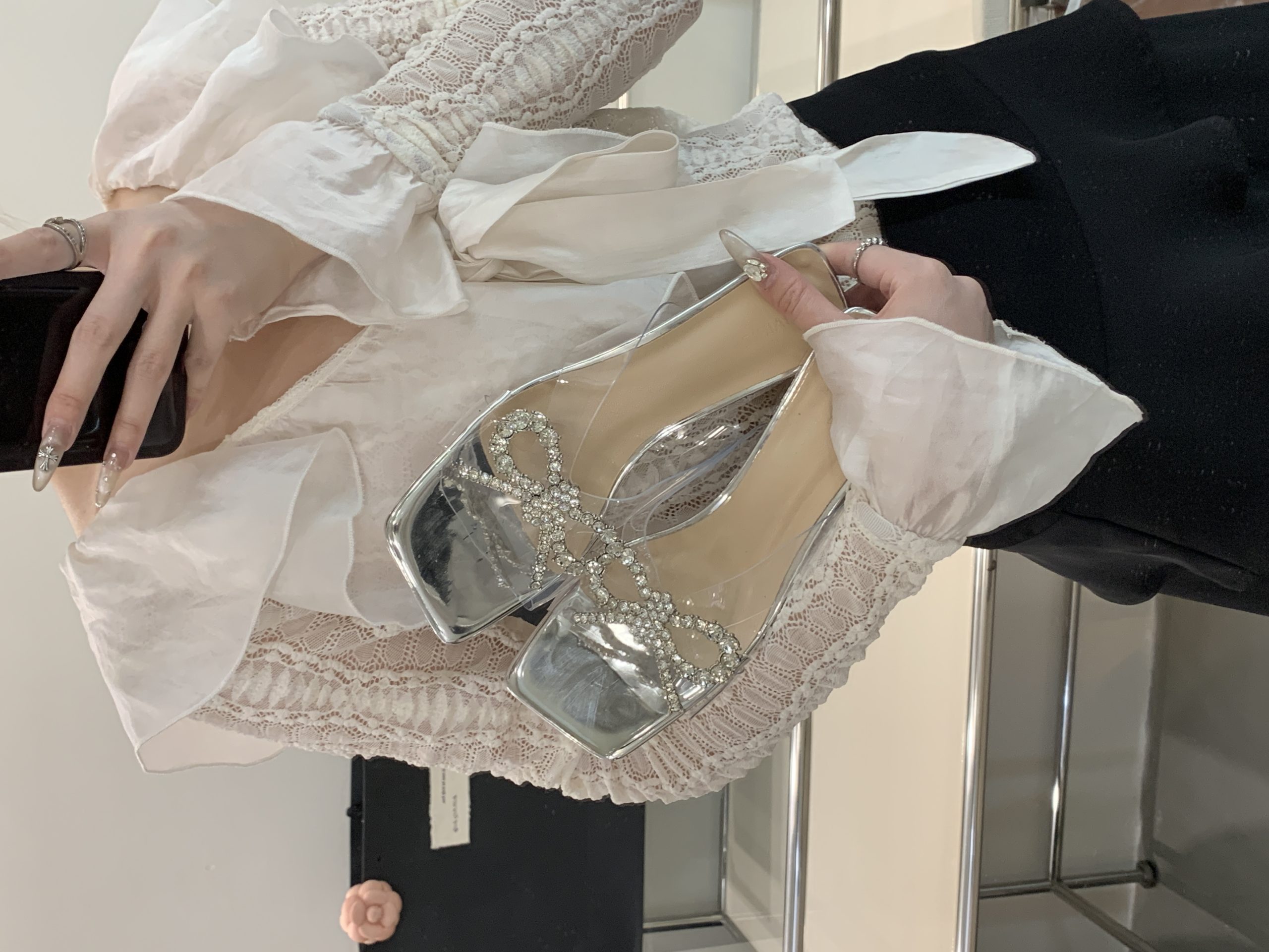 diairiz-womens-crystal-bow-transparent-strap-open-toe-summer-slippers DIAIRIZ Women's Crystal Bow Transparent Strap Open Toe Summer Slippers