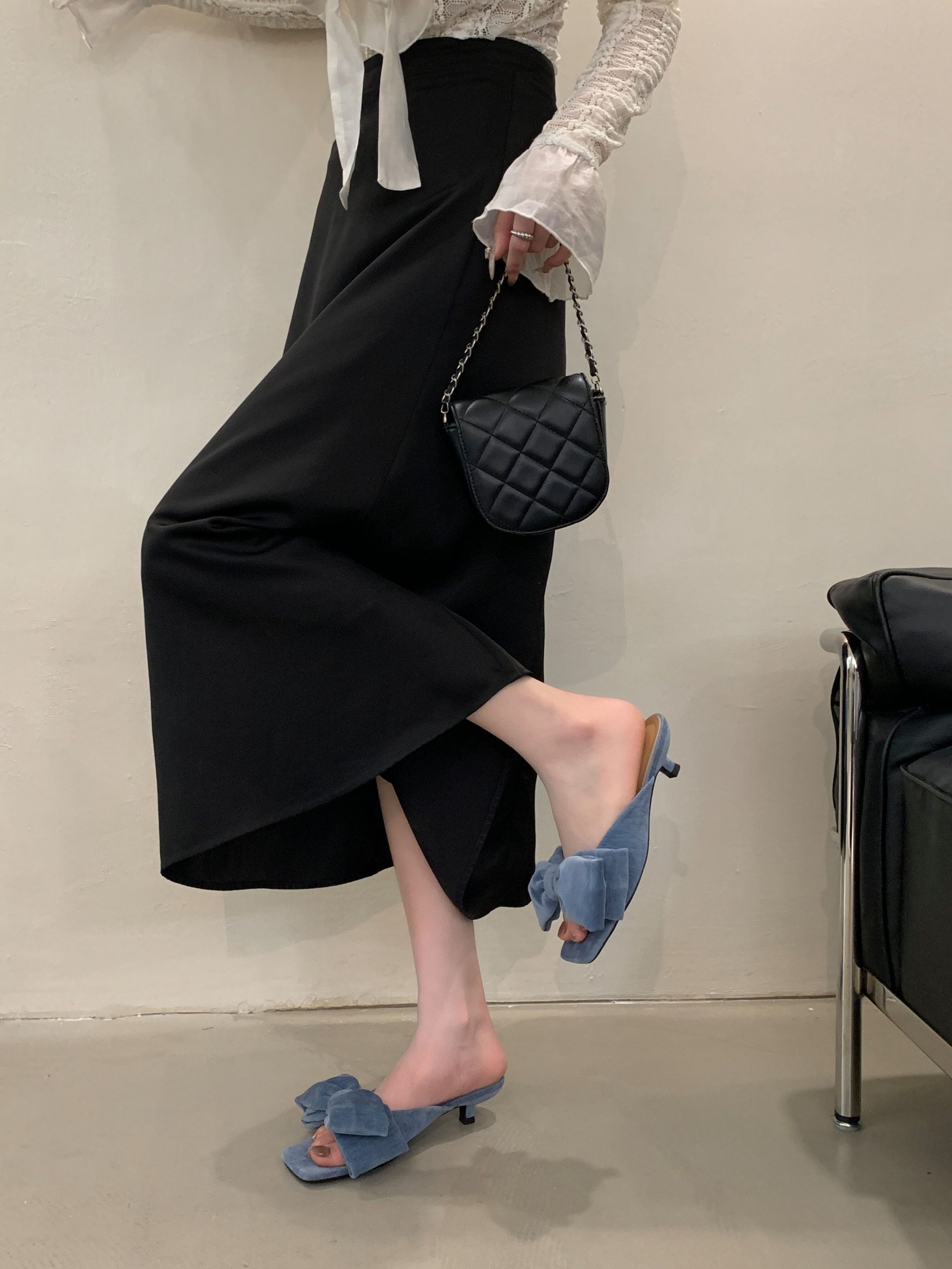 french-style-one-strap-slippers-for-women-summer-outdoor-cat-heel-square-toe-bowknot-slippers-fashion-commute-versatile_3 French Style One-Strap Slippers for Women Summer Outdoor Cat Heel Square Toe Bowknot Slippers Fashion Commute Versatile