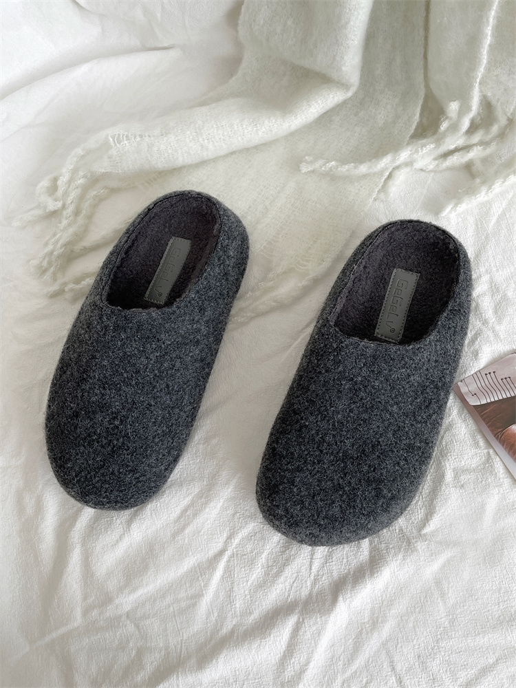 womens-winter-felt-clog-slippers-with-faux-fur-lining-casual-low-heel-house-shoes_1 Women's Winter Felt Clog Slippers with Faux Fur Lining - Casual Low Heel House Shoes